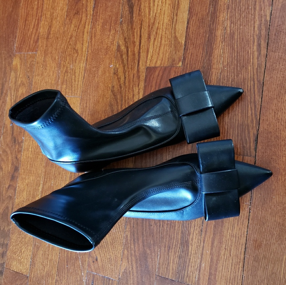 ZARA FLAT BOOT